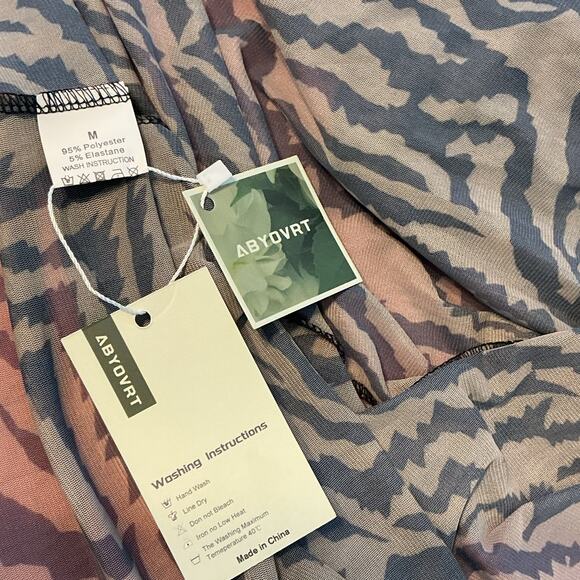 Abyovrt Strapless Backless Tiger High Split Mesh Cocktail Women's Medium NWT - Picture 6 of 11